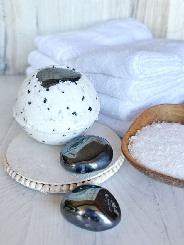 Hematite & Black Hawaiian Sea Salt Bath Bomb