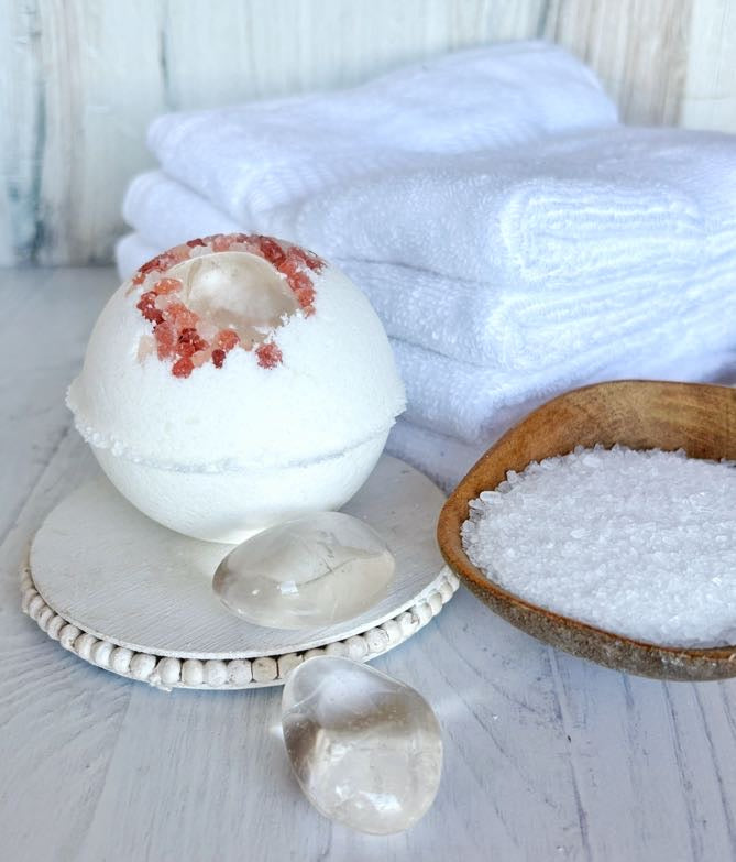 Crystal Quartz & Himalayan Salt Bath Bomb